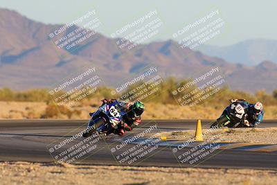 media/Nov-17-2024-CVMA (Sun) [[1fec520723]]/Race 18-Supersport Middleweight/